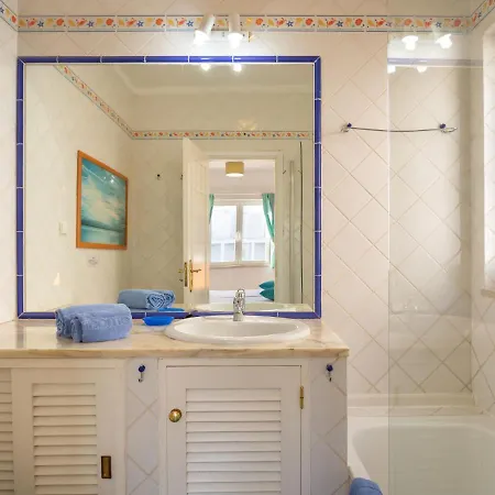 Вилла Moradia Gale Luxury 4 Bedroom Perfect For Families Great Sea Views *