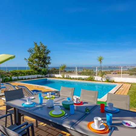 Moradia Gale Luxury 4 Bedroom Perfect For Families Great Sea Views *
