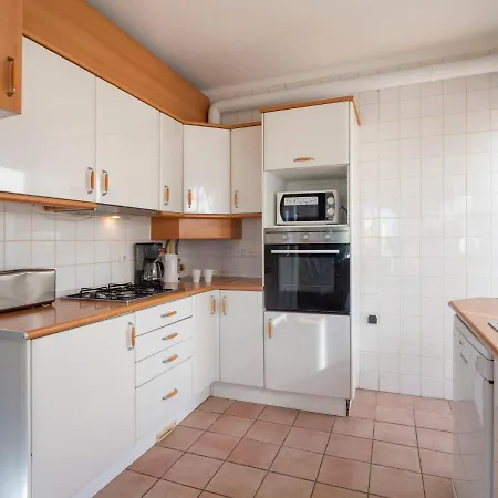 Moradia Gale Luxury 4 Bedroom Perfect For Families Great Sea Views Vila