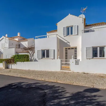 Moradia Gale Luxury 4 Bedroom Perfect For Families Great Sea Views